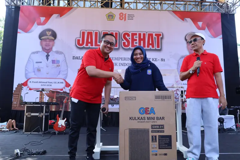 Semarak HUT RI ke-81, Kapolres Gresik Hadiri Jalan Sehat dan Pastikan Pengamanan Berjalan Optimal