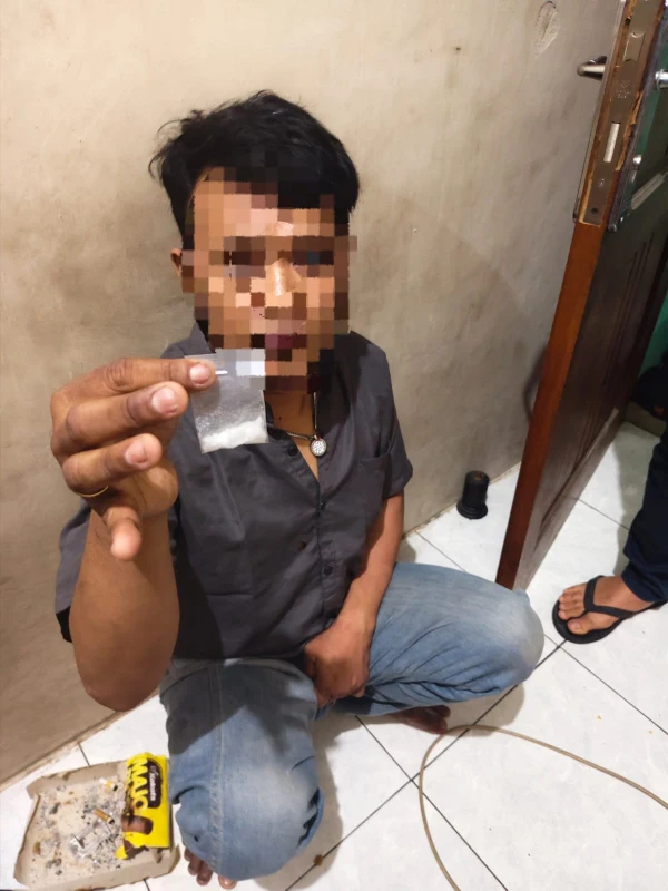 Informasi Masyarakat Lewat Hotline Lapor Cak Rama Bantu Polisi Bongkar Peredaran Sabu di Gresik