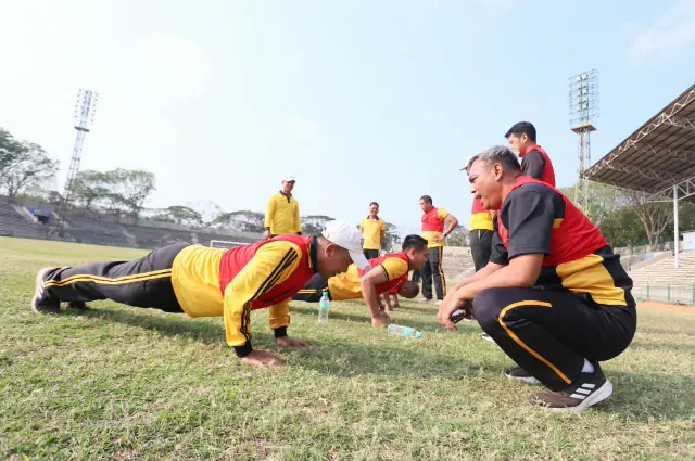 Jaga Kebugaran dan Kesiapsiagaan Personel, Polres Gresik Gelar Tes Kesamaptaan Jasmani Semester II 2026