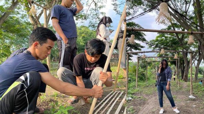 Mahasiswa KKN Universitas Bhayangkara Sulap Waduk Desa Kesamben Wetan Jadi Destinasi Wisata