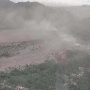 Pakar ITB Beberkan Penyebab Gunung Semeru Meletus
