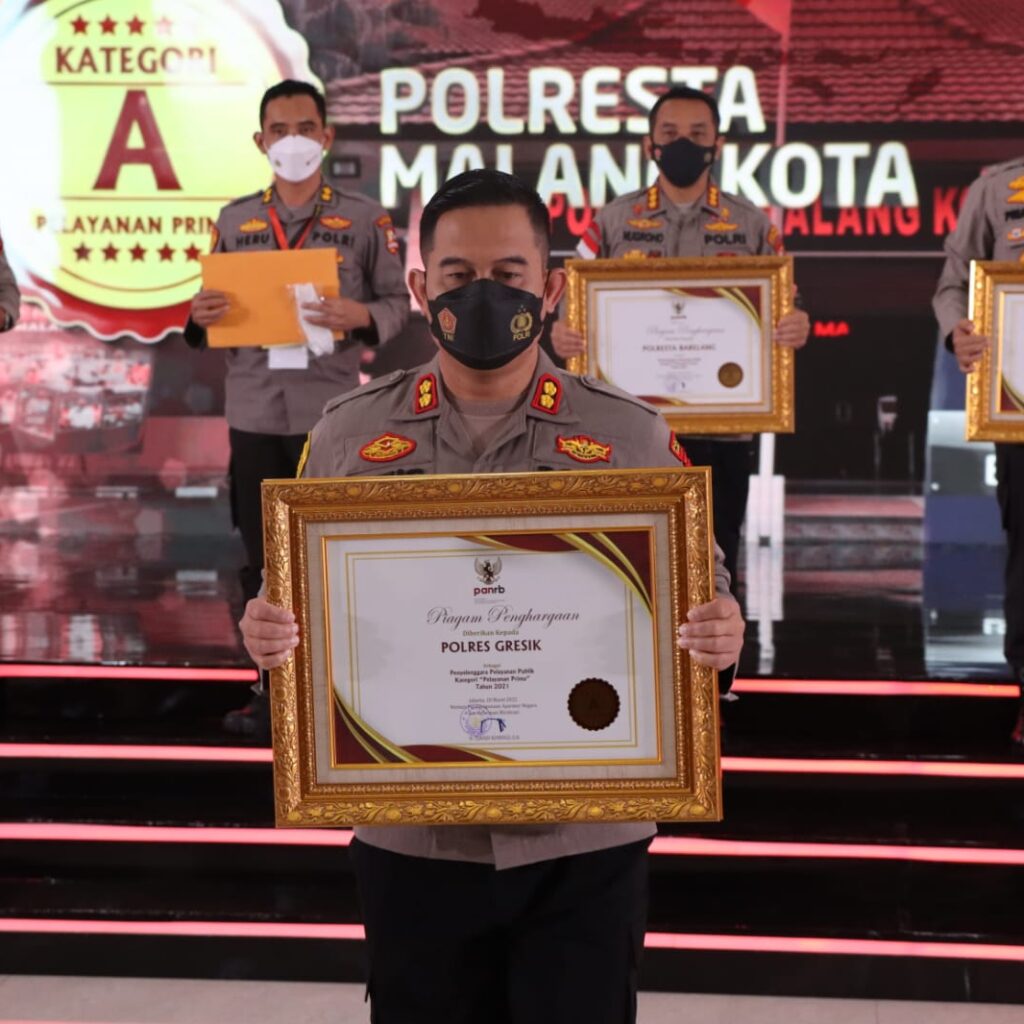 Polres Gresik Dapat Penghargaan dari Kementerian PAN-RB