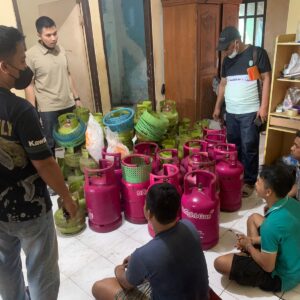 Polres Gresik Bongkar Praktek Bisnis Elpiji Oplosan