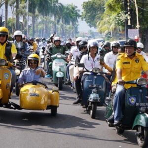 Ketua MPR RI Bamsoet Meriahkan Vespa World Day 2022 di Bali, Riding Bareng Komunitas Vespa