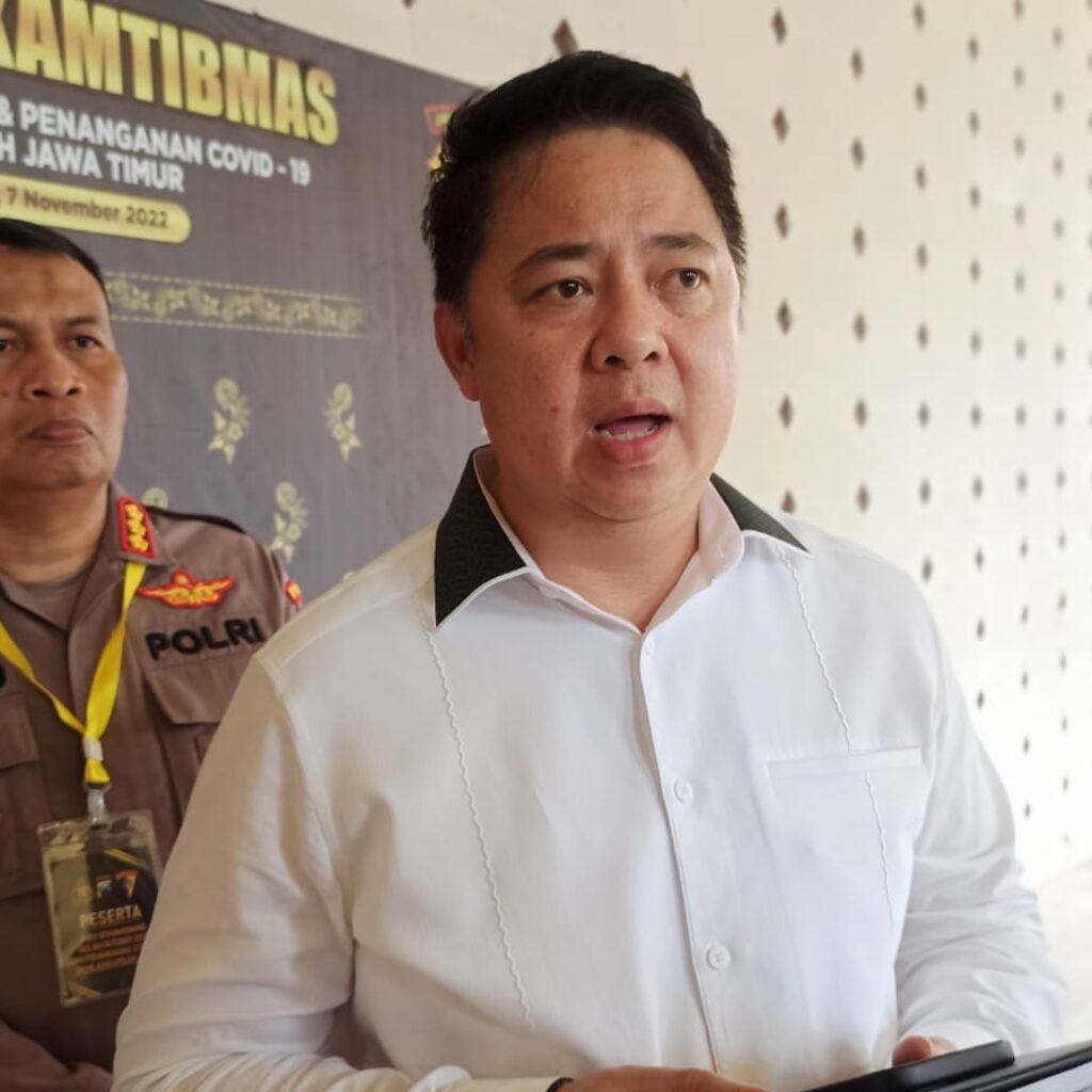 Viral Video Mesum Kebaya Merah, Kombes Pol Farman: Dua Pelaku Ditangkap di Medokan Surabaya