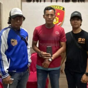 Pura-pura Tanya Kos-kosan, Polres Gresik Ungkap Kasus Pencurian Iphone