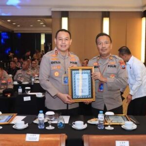 Polres Gresik Raih Penghargaan Pelayanan Prima di Musrenbang Polda Jatim 2023