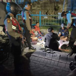 Patroli Skala Besar Polres Gresik di Malam Satu Suro