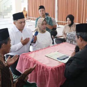 Polres Gresik Fasilitasi Sejoli Pembuang Bayi Menikah di Masjid Al Aziz