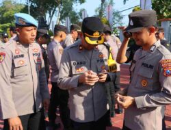 Polres Gresik Sidak Handphone Anggota Setelah Apel, Antisipasi Judi Online