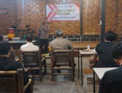 Polsek Manyar Jalin Kemitraan dengan Perguruan Silat melalui Cangkrukan Kamtibmas