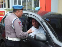 Propam Polres Gresik Gelar Pengecekan Kelengkapan Kendaraan Pribadi Anggota