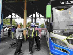 Operasi Gabungan di Terminal Bunder, Polres Gresik Perketat Pengawasan Bus Jelang Libur Nataru