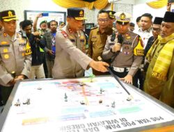 Kapolda Jatim Tinjau Pos Pelayanan Mudik Lebaran di Bunder Gresik