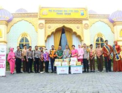 Kapolres Gresik dan Ketua Bhayangkari Apresiasi Petugas Saat Kunjungi Pos Pam Pos Yan