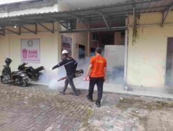 Komitmen Polres Gresik Jaga Kesehatan, Gencarkan Fogging Disinfektan dan Anti DBD