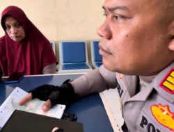 Responsif, Raimas Kalamunyeng Polres Gresik Bantu Ibu Korban Penipuan Tenaga Kerja Terlantar di Terminal Bunder