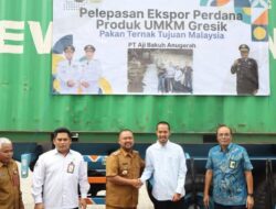 Bupati Gresik Lepas Ekspor Perdana Pakan Ternak, Bukti Nyata UMKM Mampu Tembus Pasar Global