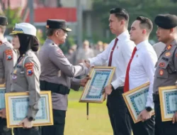 Satreskrim Polres Gresik Terima Penghargaan Kapolda Jatim Usai Ungkap Kasus Pembunuhan 1×24 Jam