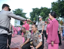 Jelang Pergantian Tahun 2026, Kapolres Gresik Pimpin Kenaikan Pangkat 96 Personel Polri dan 5 ASN