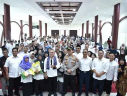 Menko Pangan Tinjau Sekolah hingga Kampung Bandeng di Gresik, Kapolres Pastikan Kenyamanan dan Keamanan