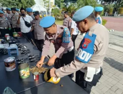 Jelang Lebaran 2026, Polres Gresik Sidak Senjata Api Personel Pastikan Kesiapan Pengamanan Mudik