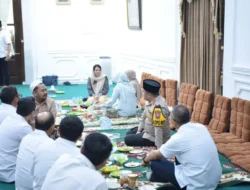 Kapolres Gresik Hadiri Halal Bihalal Bersama Forkopimda di Kediaman Bupati, Perkuat Soliditas Lintas Sektor