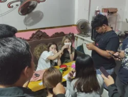 Respons Cepat Aduan “Cak Rama”, Polres Gresik Gerebek Karaoke di Cerme Sita Puluhan Botol Miras