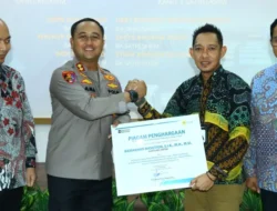 Polres Gresik Terima Penghargaan Tertinggi dari PLN UID Jawa Timur Usai Ungkap Kasus Pencurian Kabel Listrik