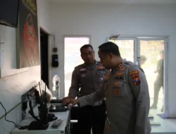 Kapolres Gresik Tinjau Polsek Kebomas dan Pos Lantas, Pastikan Layanan Polres Gresik Maksimal